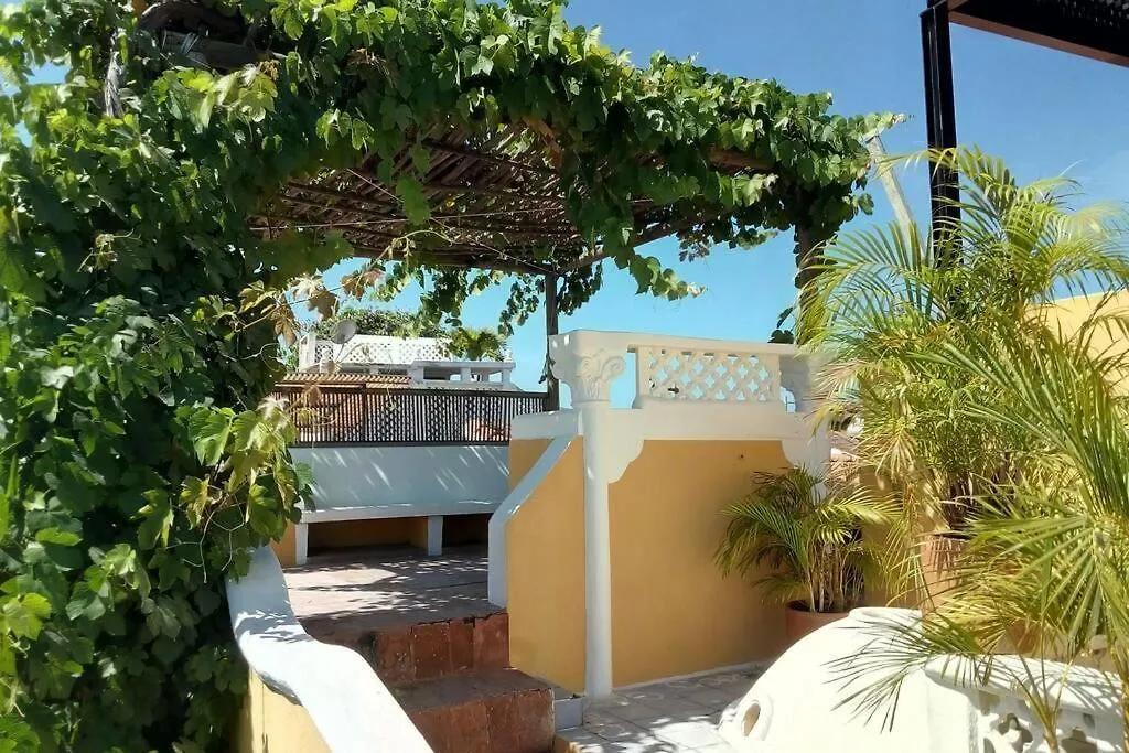 Charming Colonial Home With Pool, Walled City Kartagena 0*,  Kolumbia